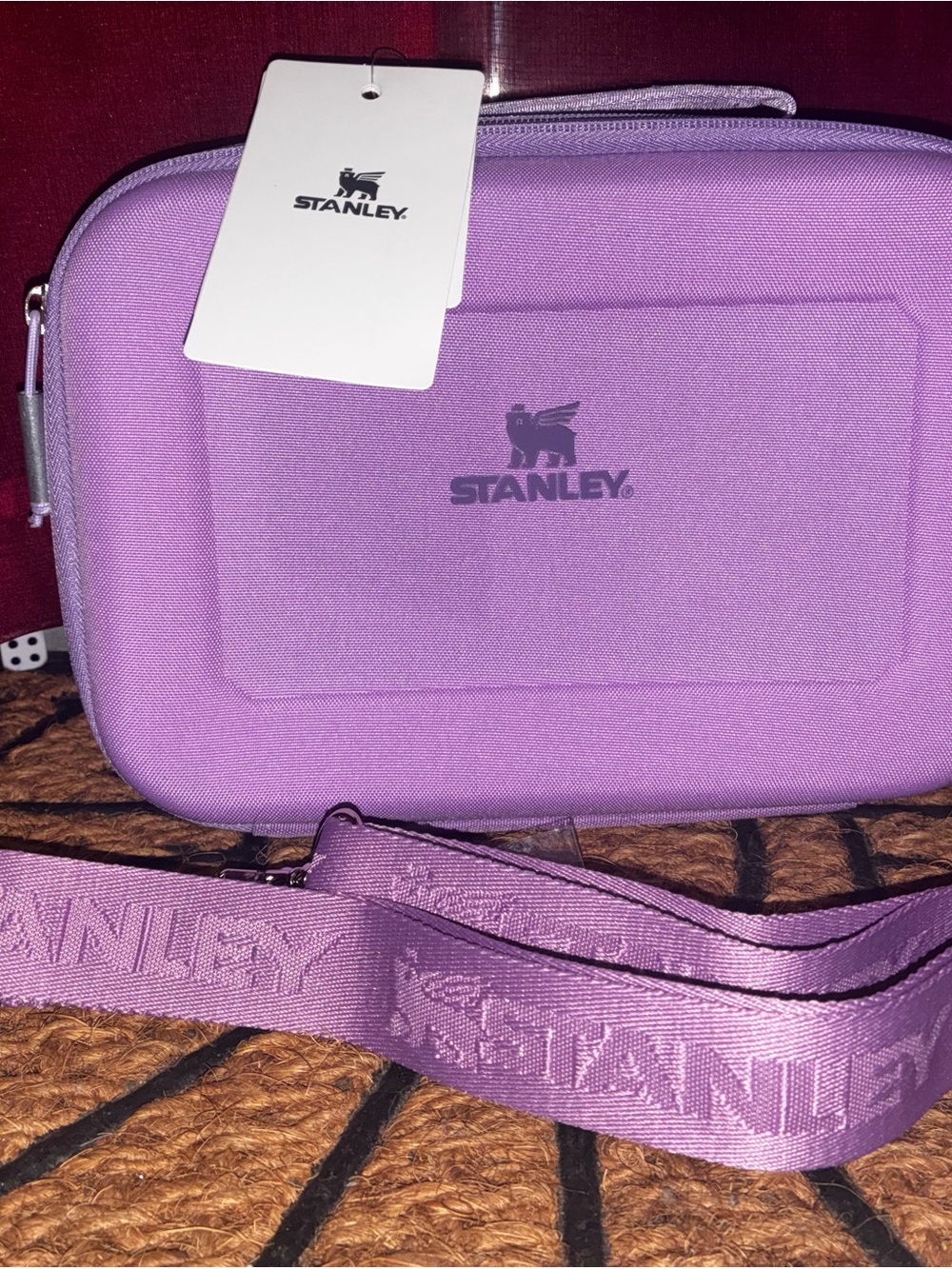 NWT STANLEY 4.2 QUART LUNCHBAG W ADJUSTABLE SHOULDER STRAP INCLUDED